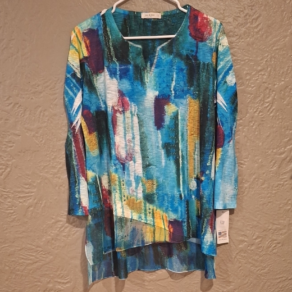 Jess & Jane Colorful Abstract Blouse.